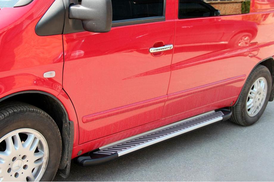 Mercedes Vito W638 1996-2003 Trittbretter Line (2 Stk., Aluminium) Foto 1