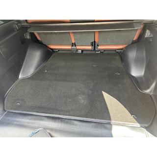 Kofferraummatte Textil Classic V-1 (5-Sitzer, Schwarz) Toyota Land Cruiser 200 2007-2021 Foto 2