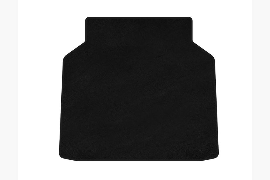 Alfa Romeo Giulia 2016-2022 Kofferraummatte Textil Classic (Schwarz) Image
