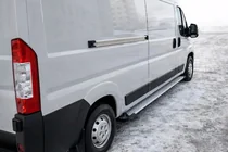 Peugeot Boxer 2006-2025 Trittbretter Allmond Grey (2 Stk., Alu) Foto 1