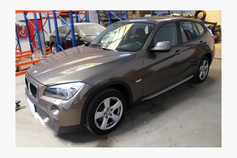 BMW X1 E84 2009-2015 Originale Trittbretter (2 Stk, Aluminium) Foto 2