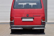 Volkswagen T4 Caravelle/Multivan 1990–2003 Hintere Eckschutzrohre AK003 (2 Stk., Edelstahl) Foto 1
