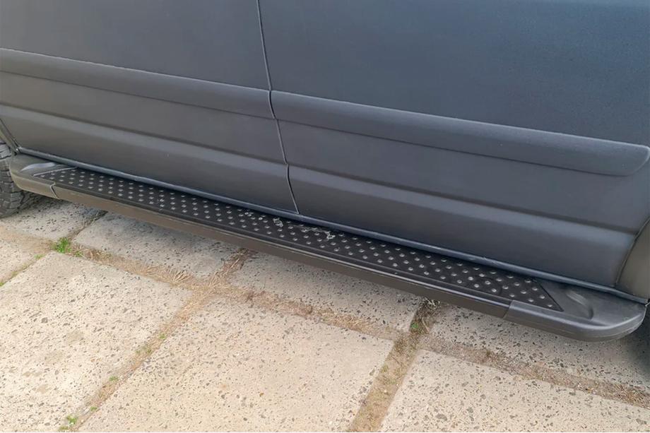 Volkswagen T5 Transporter 2003-2010 Seitenschweller Allmond Black (2 Stk., Alu) Kurzer Radstand Foto 3