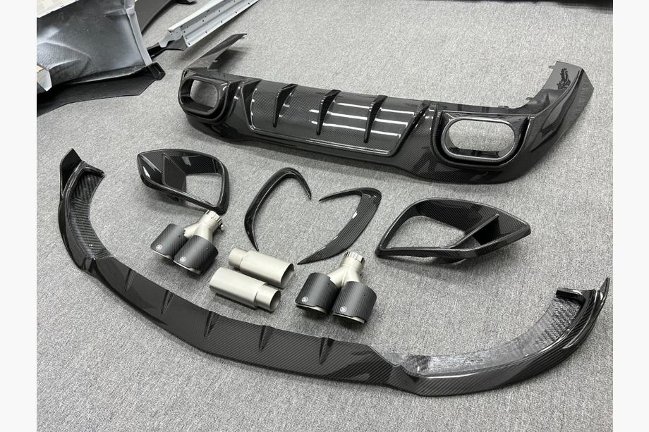 Mercedes AMG GT 4 X290 2018- BRB Carbon V2 Bodykit Satz (für GT53 2018-2022) Image
