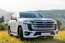 Toyota Land Cruiser 300 2021- Frontstoßstangenlippe GXR Weiß Foto 2