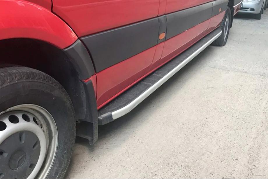 Mercedes Sprinter W906 2006–2018 Trittbretter Fullmond (2 Stk, Alu) Image