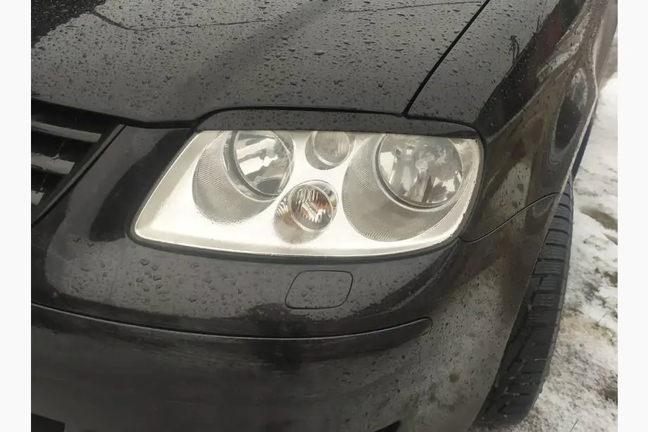 Volkswagen Caddy 2004-2010 Scheinwerferblenden (schwarz) Schwarz Glanz Image