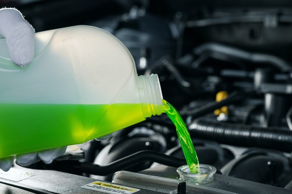 So machen Sie bei der Auswahl eines Frostschutzmittels für ein Auto keinen Fehler