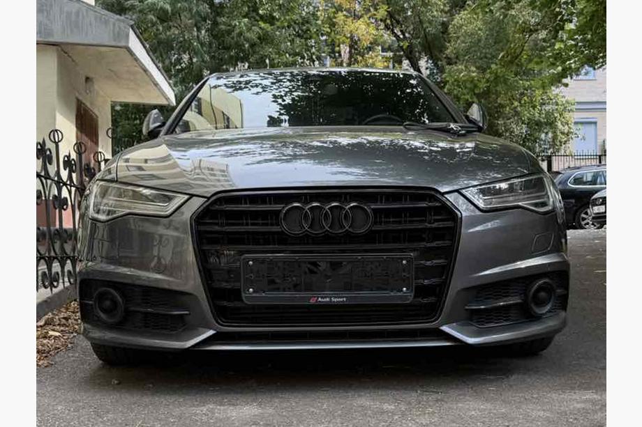 Audi A6 C7 2011–2018 Vorderer schwarzer Kühlergrill S-Style (2014-2018) Foto 1