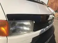 Volkswagen T4 Caravelle/Multivan 1990–2003 Motorhaubenschutz FLY (rechteckige Scheinwerfer) Foto 6