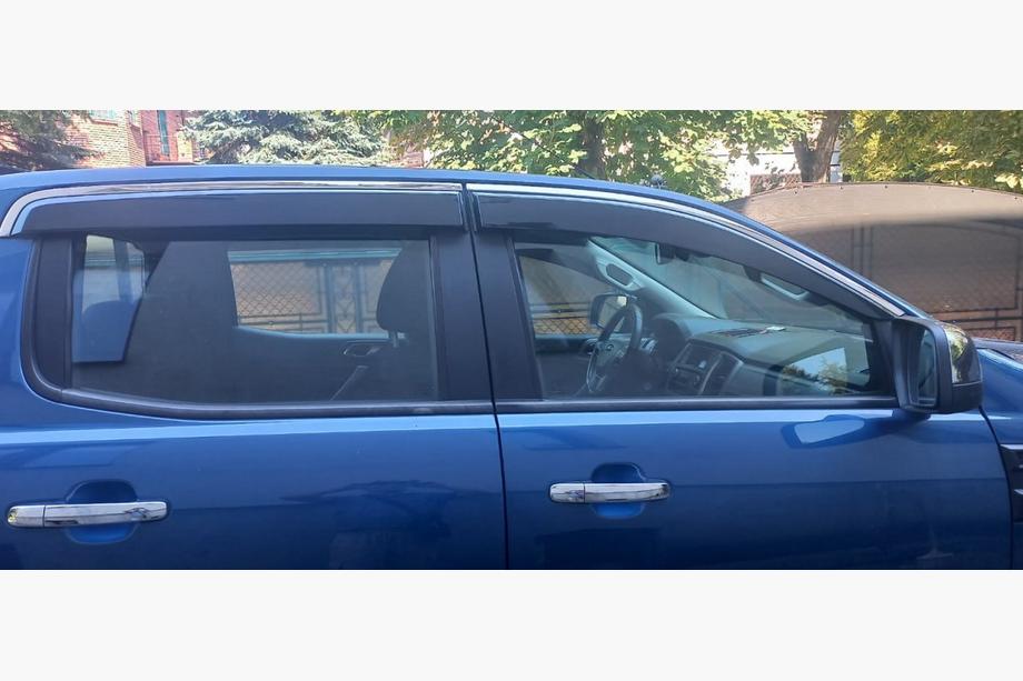 Ford Ranger 2011–2022 Windabweiser mit Chromleisten Niken Luxury (2015-2022, 4 Stk) Image