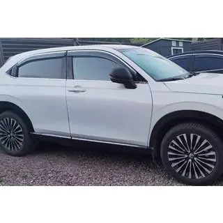 Windabweiser mit Chromleisten Niken Luxury (EU/Asien, 4 Stk)