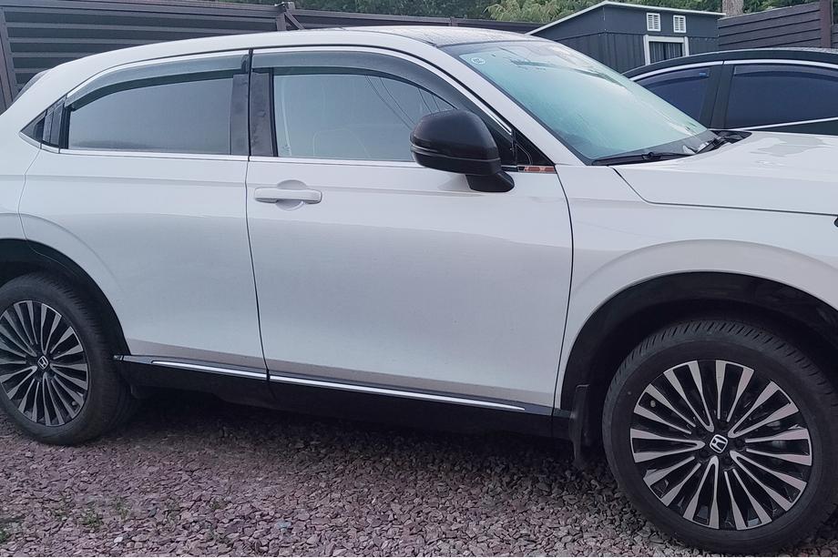Honda eNS1 2022- Windabweiser mit Chromleisten Niken Luxury (EU/Asien, 4 Stk) Foto 1