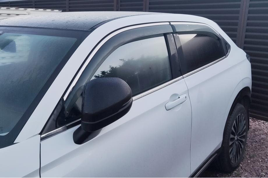 Honda eNS1 2022- Windabweiser mit Chromleisten Niken Luxury (EU/Asien, 4 Stk) Foto 3