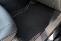 Toyota Rav 4 2019–2025 Textil Fußmatten Deluxe (Schwarz) Foto 6