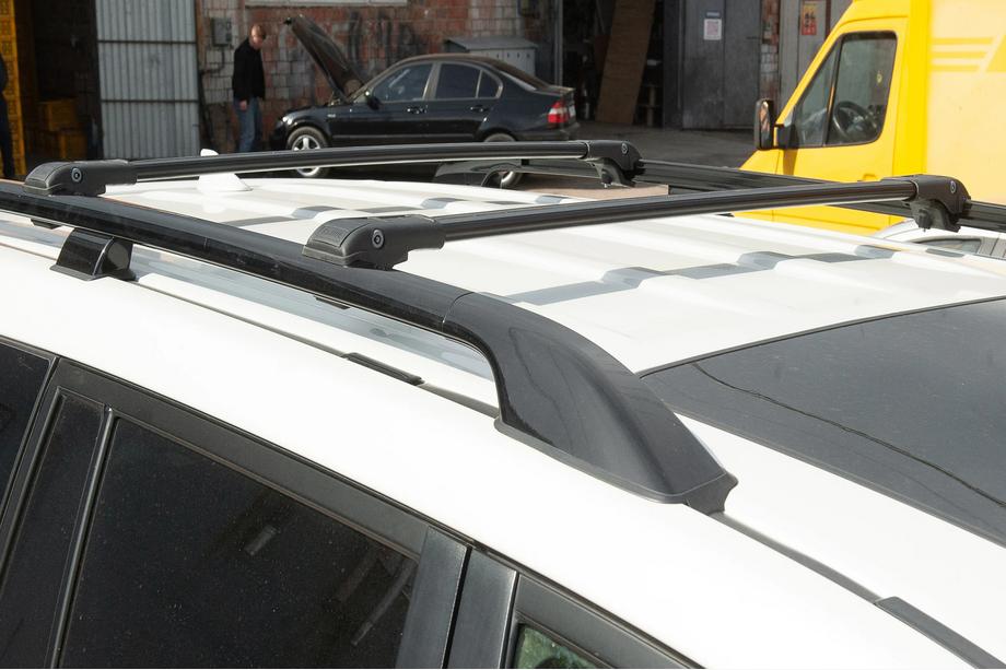 Kia Carnival 2021- Dachträger (Querträger) für normale Reling abschließbar WingBar V1 (2 Stk) bis 110 cm, Grau Foto 5