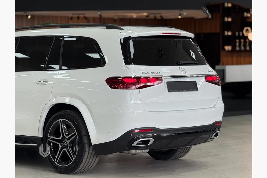 Mercedes GLS X167 2019- Facelift-Umrüstkit auf GLS450 2025 Foto 7