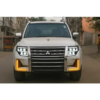 Frontscheinwerfer LXR Foto 1