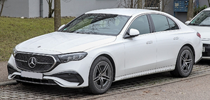 Mercedes E-class W214 2023- Frontstoßstange AMG-Line Foto 1