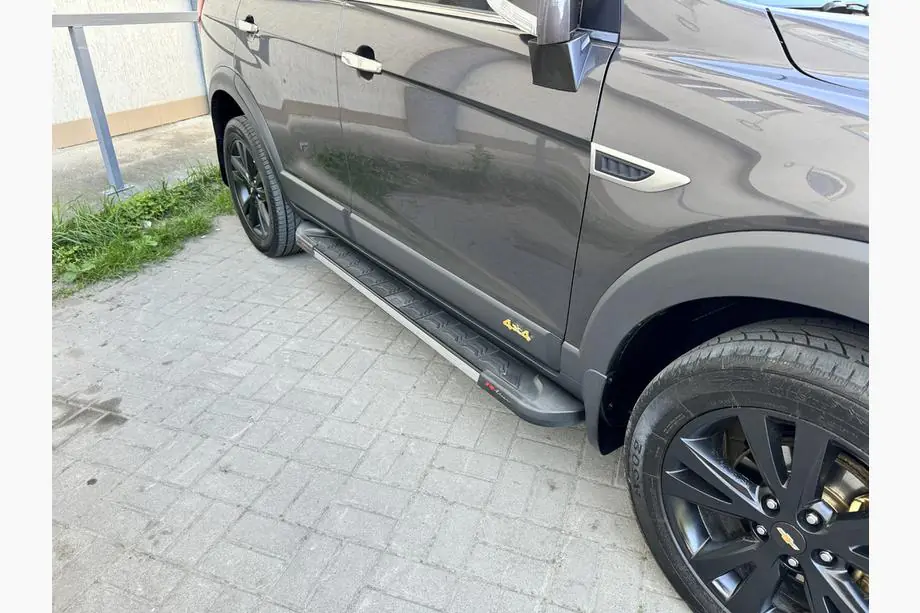 Chevrolet Captiva 2006-2019 Seitenschweller RedLine V1 (2 Stk., Aluminium) Image