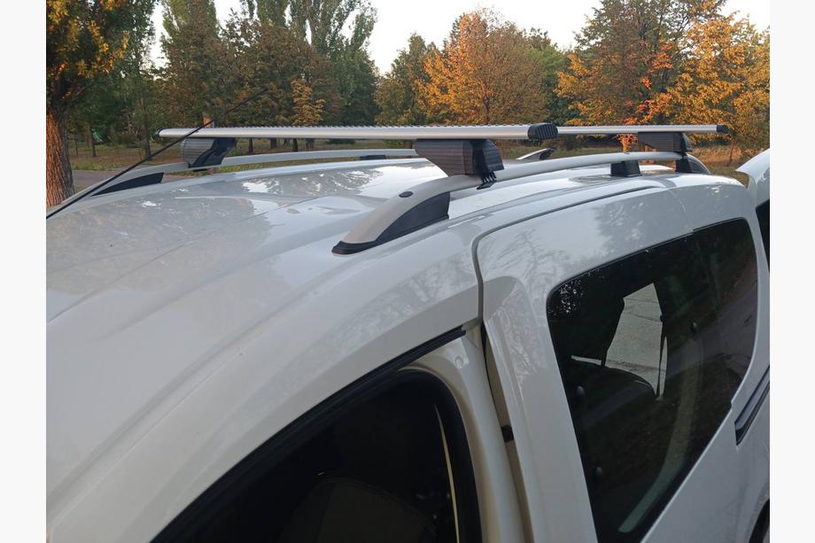 Dacia Dokker 2013-2022 Dachträger Querträger für normale Reling abschließbar Wizard V1 (2 Stk) 135 cm, Schwarz Image