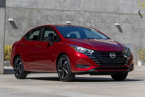 Nissan Versa: Aktualisierte Budget-Limousine