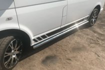 Volkswagen T5 Transporter 2003-2010 Seitliche Rohre (2 Stk., Edelstahl) 60mm, Kurzer Radstand Foto 3