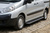 Citroen Jumpy 2007–2017 Trittbretter Allmond Black (2 Stk., Aluminium) Foto 1