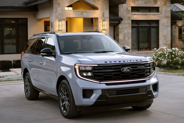 Ford Expedition V Generation 2025 Testbericht: Ein großer SUV für große Aufgaben Foto 1