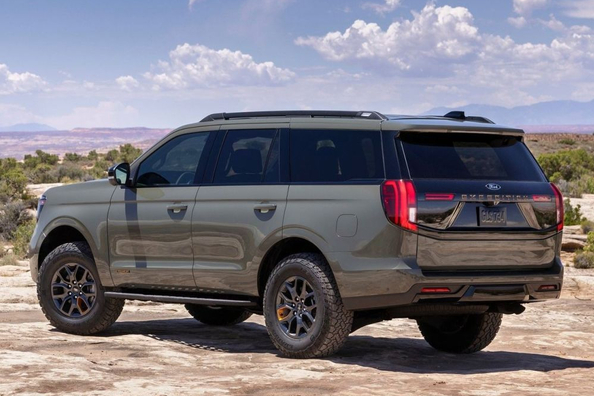 Ford Expedition V Generation 2025 Testbericht: Ein großer SUV für große Aufgaben Foto 3