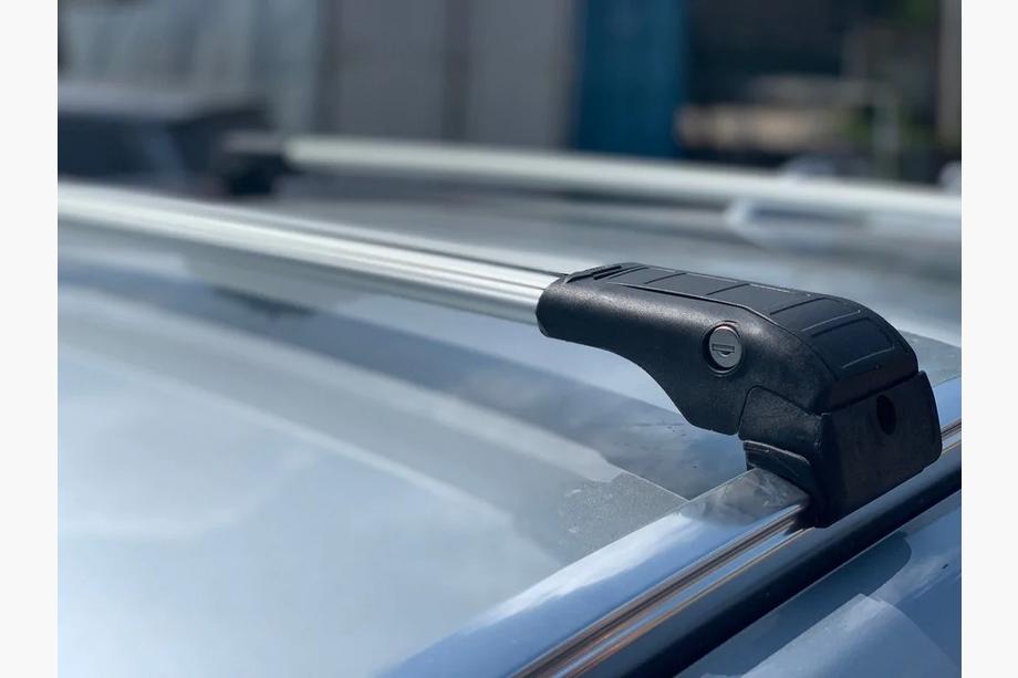 Opel Combo 2019- Dachträger (Querträger) für integrierte Reling Wingbar V2 (2 Stk) Grau Foto 3