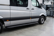 Volkswagen Crafter 2006-2016 Seitenschweller Bosphorus Black (2 Stk., Aluminium) Lang/ExtraLang Foto 1