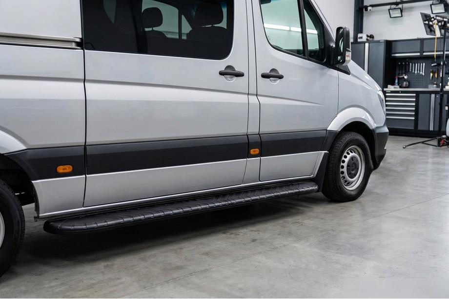 Volkswagen Crafter 2006-2016 Seitenschweller Bosphorus Black (2 Stk., Aluminium) Lang/ExtraLang Image