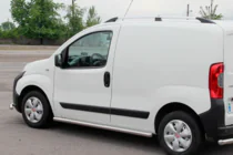 Fiat Fiorino/Qubo 2008-2024 Seitliche Rohre Ø60 (2 Stk., Edelstahl) Foto 1
