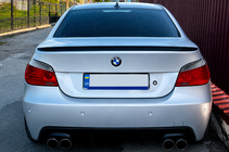 BMW 5 Series E60/E61 2003-2010 Spoiler M5-Style (Schwarz Glanz) Foto 4