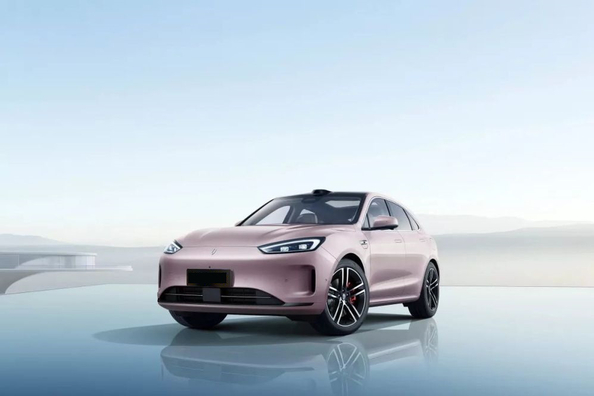 Testbericht zur Elektroversion des Aito M5 EV 2025