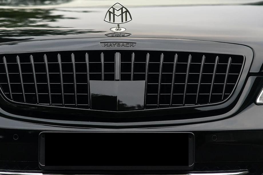Mercedes S-сlass W221 2005-2013 Maybach Kühlergrill Black (2009-2013) Image