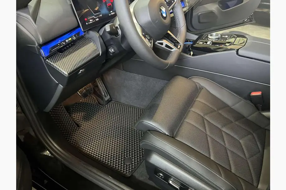 BMW 5/i5 Series G60/G60E/G61 2023- EVA Fußmatten (Für G60/61, Schwarz) Image