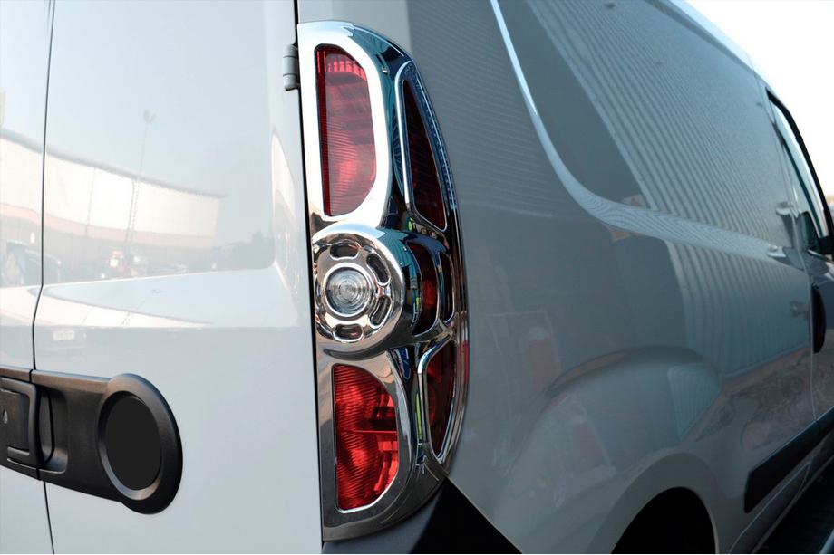 Fiat Doblo II 2010-2022 Chrom Blenden für Rückleuchten (2010-2015, 2 Stk, Kunststoff) Foto 6