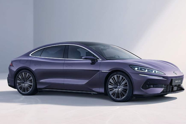 Denza Z9 2024 Testbericht: Luxuriöse Elektrolimousine