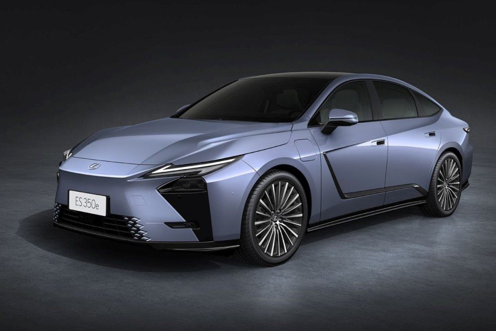 Lexus ES der achten Generation 2025 im Test