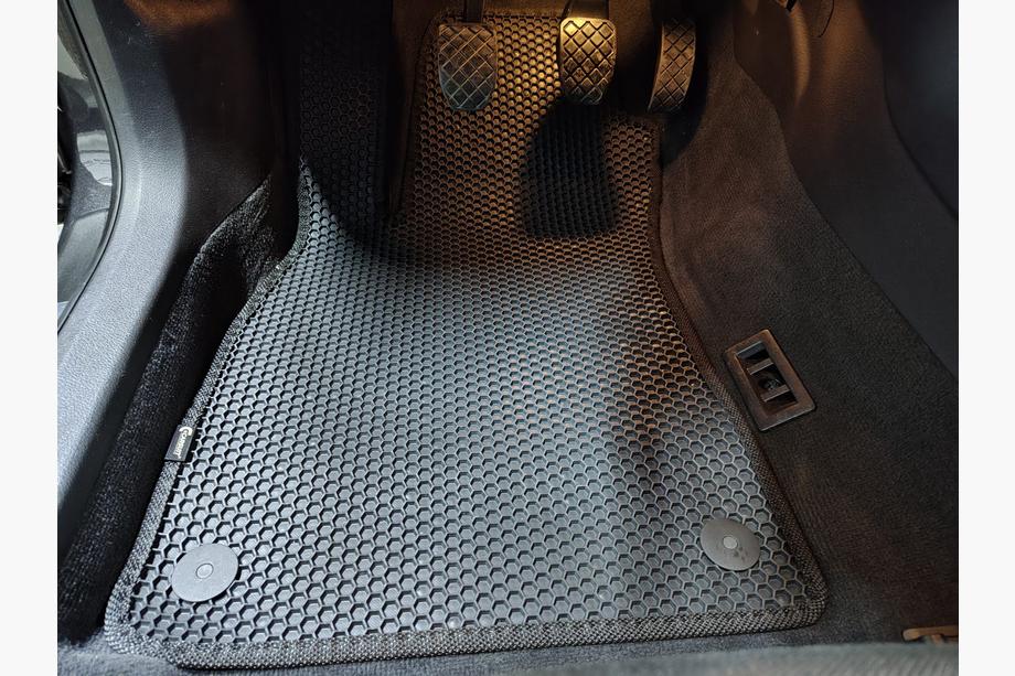 Audi A4 B7 2004-2008 Gummimatten Carsuit (Schwarz) Image