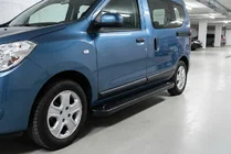 Dacia Dokker 2013-2022 Trittbretter Allmond Black (2 Stk., Aluminium) Foto 1
