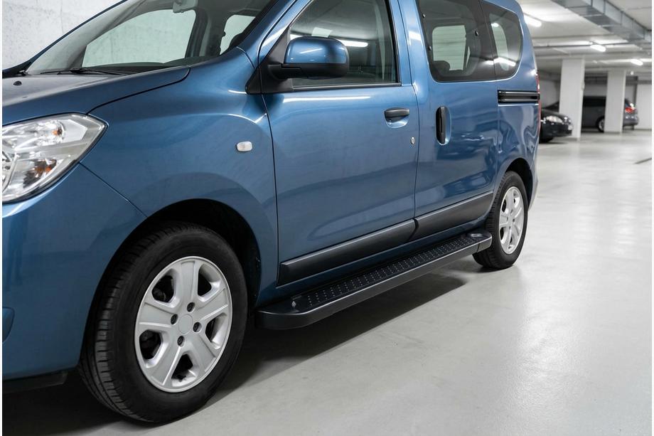 Renault Dokker 2013-2022 Trittbretter Allmond Black (2 Stk., Aluminium) Image