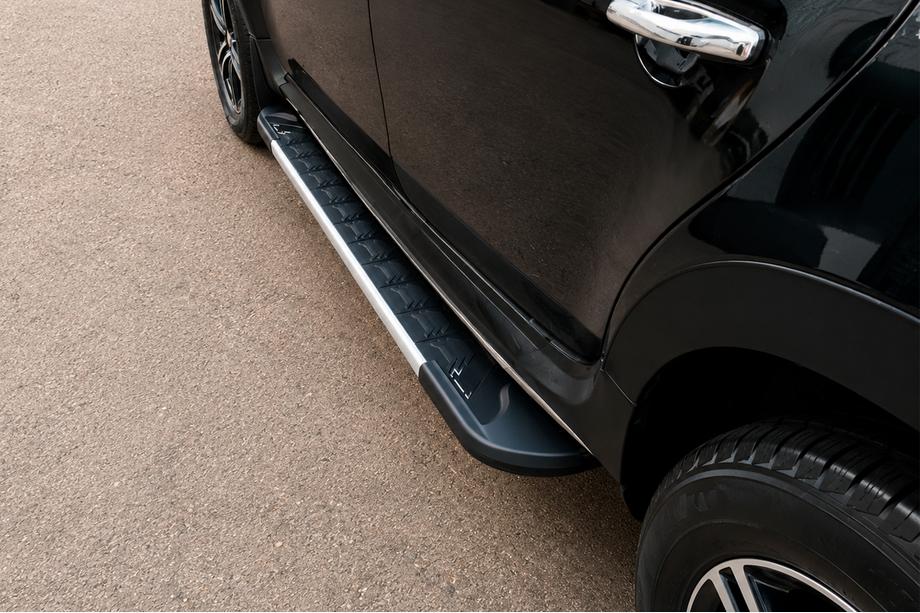 Renault Duster 2008–2017 Seitenschweller RedLine V1 (2 Stk., Aluminium) Image