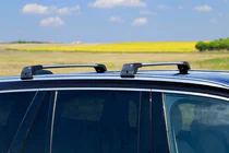 Volvo XC90 2015- Dachträger (Querträger) für integrierte Reling abschließbar WingCarrier V2 (2 Stk) Foto 3