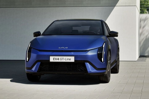 Testbericht zur Elektrolimousine Kia EV4 2025