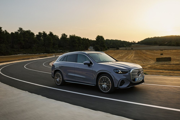 Testbericht Mercedes-Benz GLC EQ 2026: Technische Daten, Ausstattung, Fotos Foto 2