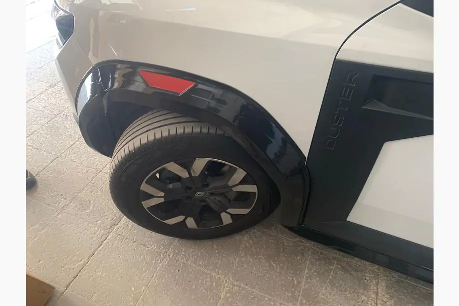Dacia Duster 2024- Radlaufblenden EuroCap (matt schwarz, ABS) Image