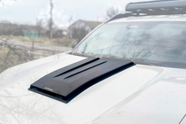 Dacia Duster 2024- Hood Scoop (Glanz) Foto 13
